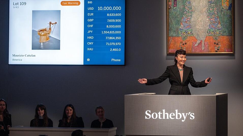 Die Versteigerung des Klos hatte schon im Vorfeld für viel Aufsehen gesorgt.