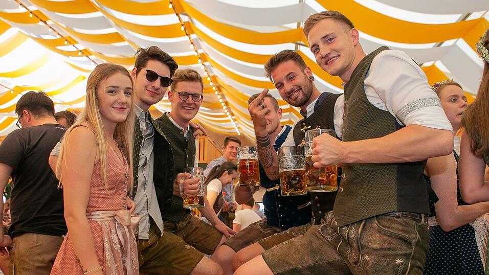 Die Partybilder vom Samstag, 13. August 2022, aus dem Festzelt Nothaft.