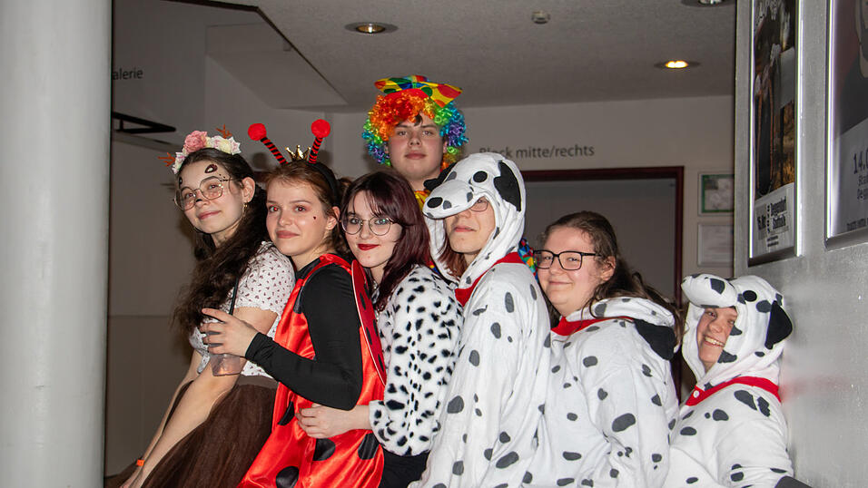 So feierten die Sch&uuml;ler der FOS/BOS Deggendorf den Unsinnigen Donnerstag.