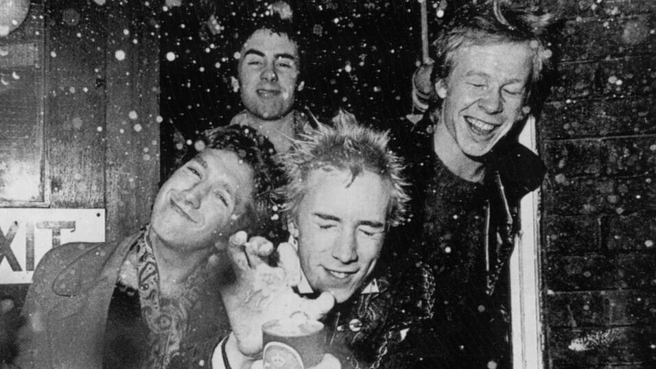 Die Sex Pistols: Steve Jones (l), Sid Vicious, John Lydon, Paul Cook. (Archivbild)