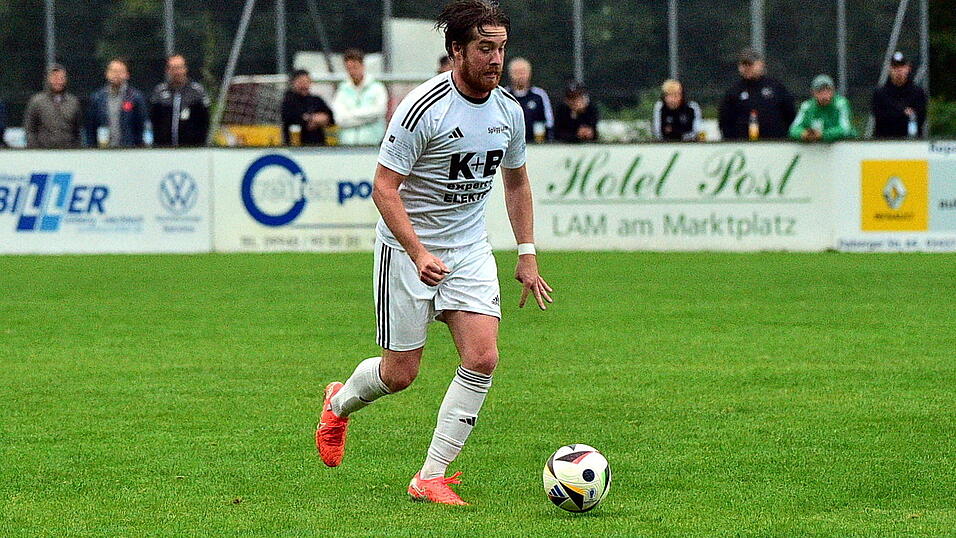 Die SpVgg Lam um Vaclav Uzlik will auch den dritten Auftritt des Jahres, das Heimspiel gegen den SSV Eggenfelden, unbedingt gewinnen.