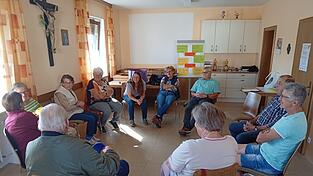 Wer bei den Treffen dabei sein möchte, ist willkommen. Wer bei den Treffen dabei sein möchte, ist willkommen.