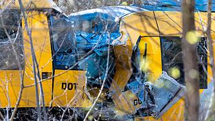 Zwei Z&uuml;ge stie&szlig;en bei dem Ungl&uuml;ck in D&auml;nemark frontal zusammen.