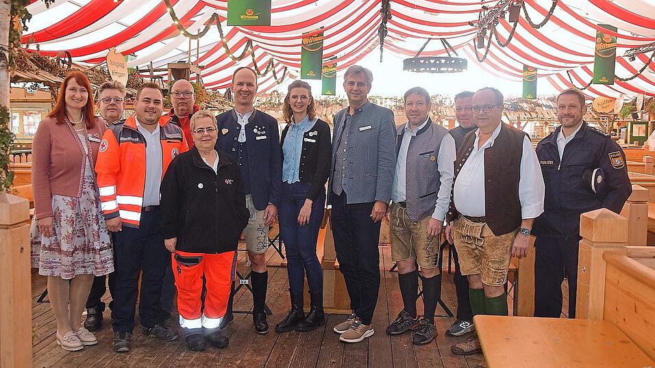 Gute Nachrichten vom Kirta: Beim Pressestammtisch wurden keine größeren Vorkomnisse vermeldet. Gute Nachrichten vom Kirta: Beim Pressestammtisch wurden keine größeren Vorkomnisse vermeldet.
