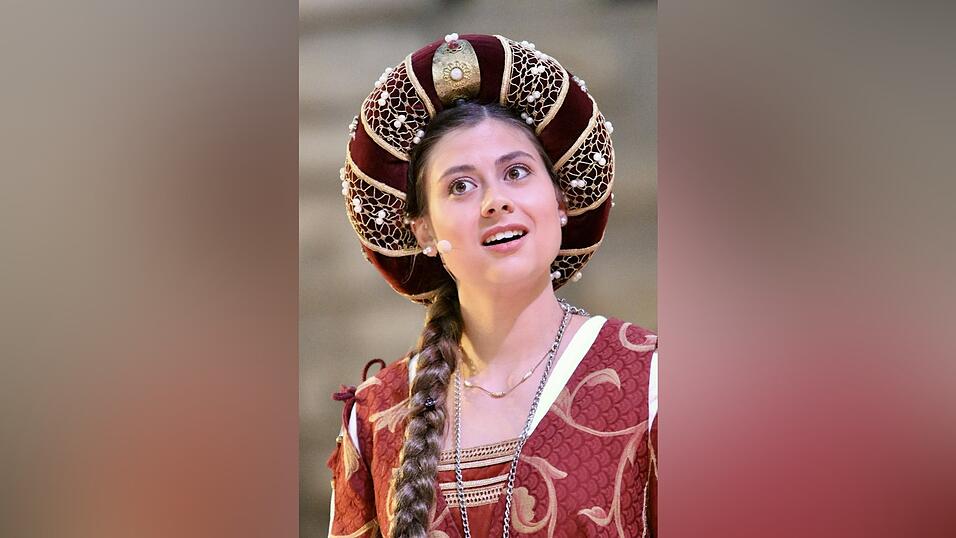 Eindr&uuml;cke von der Gruppe 'blau', die am Freitagabend die Drachenstich-Premiere gespielt hat.