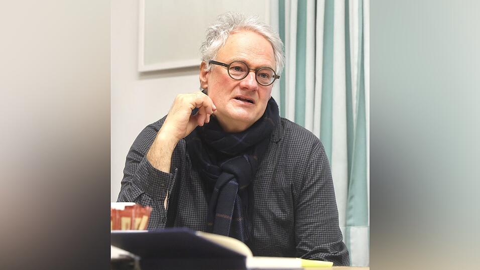 Daniel Schreiber ist zuversichtlich, dass sich auch mit beschränkten Mitteln interessante Ausstellungen gestalten lassen. Daniel Schreiber ist zuversichtlich, dass sich auch mit beschränkten Mitteln interessante Ausstellungen gestalten lassen.
