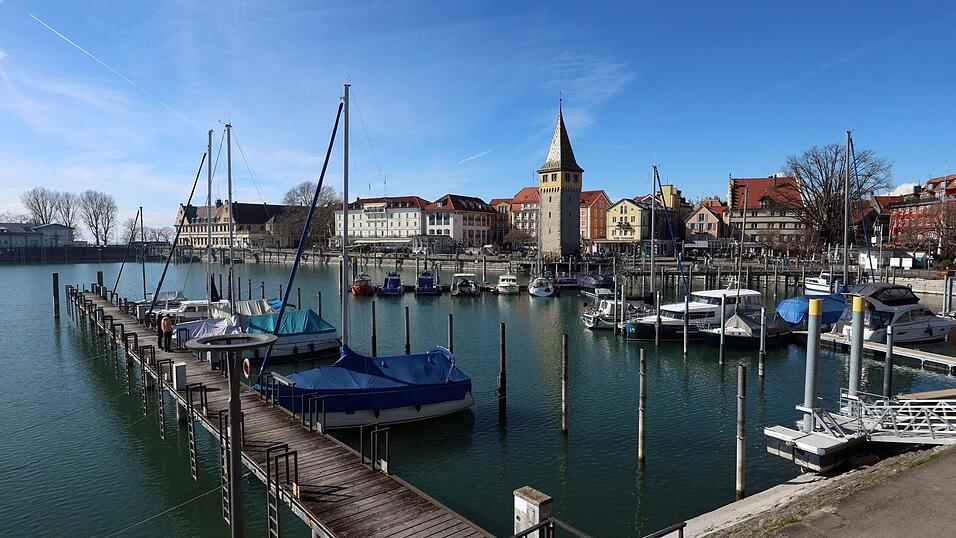 Parallel zu den Nobelpreistr&auml;gern wollen Deutschlands Wissenschaftsminister im Hafen von Lindau auf einem Passagierschiff tagen. (Archivbild)