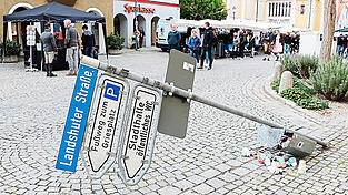 Wer hat das Straßenschild auf dem Gewissen? Wer hat das Straßenschild auf dem Gewissen?