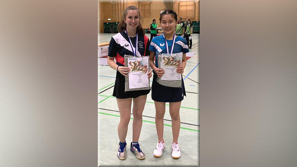 Im Damen-Doppel holte Julia Heigl mit Hanna Zhou (TTV Beratzhausen) die Goldmedaille. Im Damen-Doppel holte Julia Heigl mit Hanna Zhou (TTV Beratzhausen) die Goldmedaille.