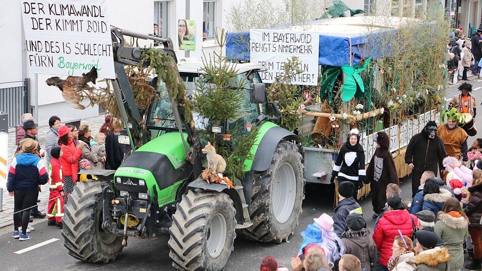 Die schönsten Bilder von den Faschingsumzügen in Bogen aus den vergangenen Jahren Die schönsten Bilder von den Faschingsumzügen in Bogen aus den vergangenen Jahren