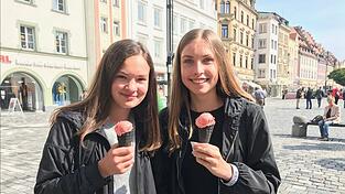 'Schleckomio': Eisliebhaber kamen zum ersten Schultag das letze Mal in den Genuss des Freistunde-Eis. 'Schleckomio': Eisliebhaber kamen zum ersten Schultag das letze Mal in den Genuss des Freistunde-Eis.