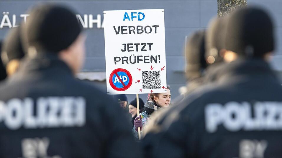 Der Freistaat wird vorerst keinen Antrag auf Pr&uuml;fung eines AfD-Verbots stellen. (Archiv)