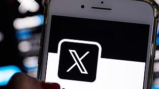 Laut X soll die EU-Kommission bei einem Beitrag gegen Regeln der Plattform verstoßen haben. (Archivbild) Laut X soll die EU-Kommission bei einem Beitrag gegen Regeln der Plattform verstoßen haben. (Archivbild)