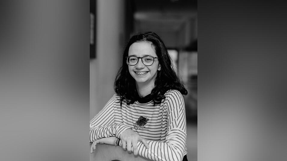 Die 17-J&auml;hrige Sch&uuml;lerin Hannah Lorenz ist Teil des Chors bei 'Anatevka'.&nbsp;