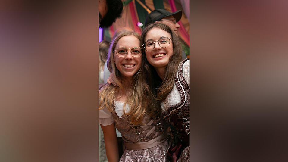 Die Partybilder vom Samstag, 16. August, aus dem Festzelt Weckmann. Die Partybilder vom Samstag, 16. August, aus dem Festzelt Weckmann.