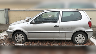 Seit August 2024 steht dieser VW Polo ohne Zulassung an der Frauenbr&uuml;nnlstra&szlig;e.