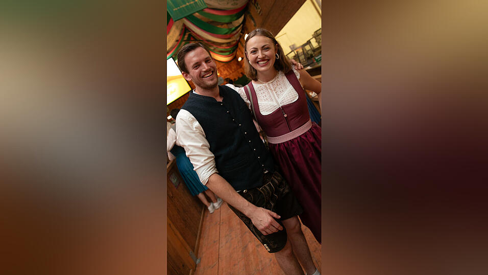 Die Partybilder vom Sonntag, 17. August, aus dem Festzelt Weckmann. Die Partybilder vom Sonntag, 17. August, aus dem Festzelt Weckmann.