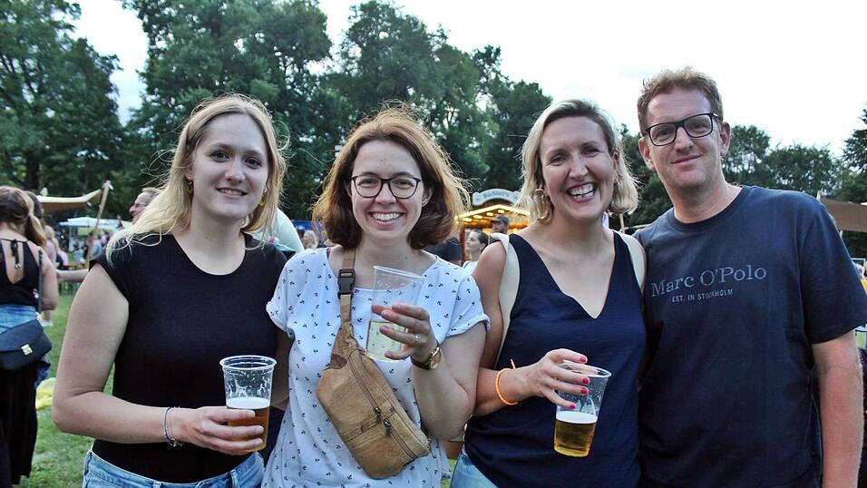 Fotos des&nbsp;ersten Open-Air-Abends auf der Ringelstecherwiese.&nbsp;