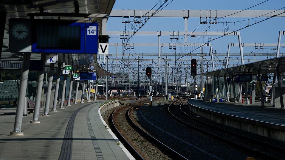 Die Niederlande m&uuml;ssen mehrere Eisenbahnunternehmen auf den Hauptstrecken fahren lassen. (Symbolbild)