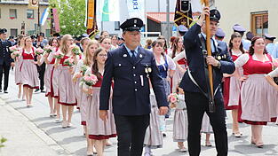Impressionen des Gr&uuml;ndungsfests der Feuerwehr Altfraunhofen.