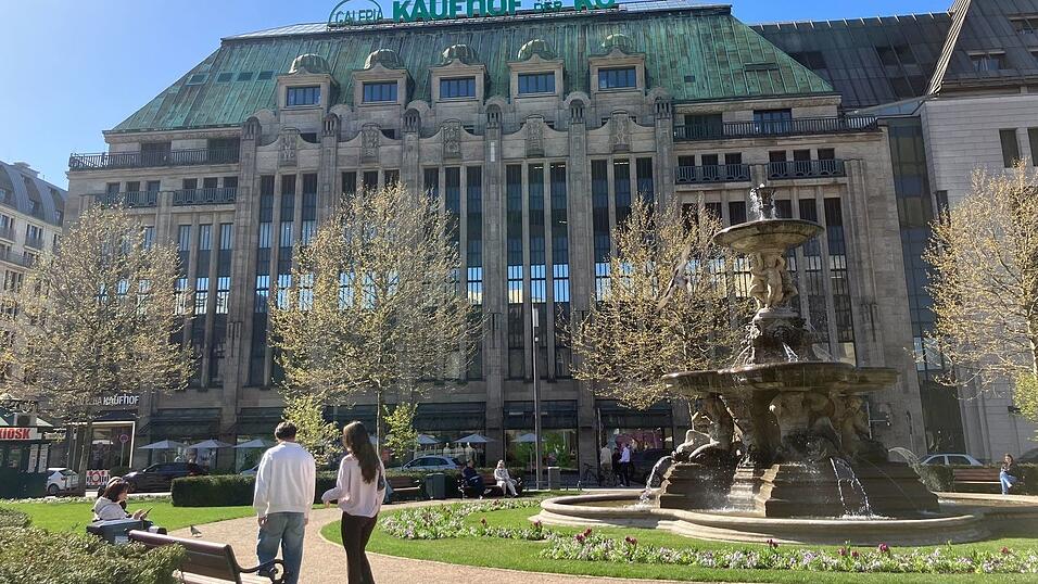 Die Diebe sind &uuml;ber die U-Bahn in das Galeria-Warenhaus an der Flaniermeile &laquo;K&ouml;&raquo; eingestiegen.