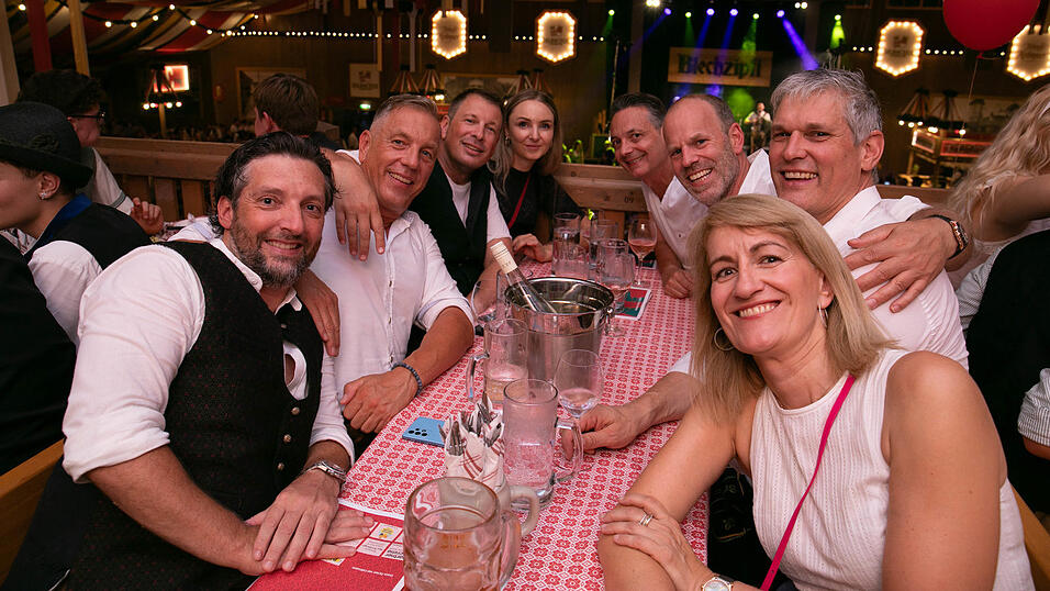 Die Partybilder vom Donnerstag, 14. August, aus dem Festzelt Krönner. Die Partybilder vom Donnerstag, 14. August, aus dem Festzelt Krönner.