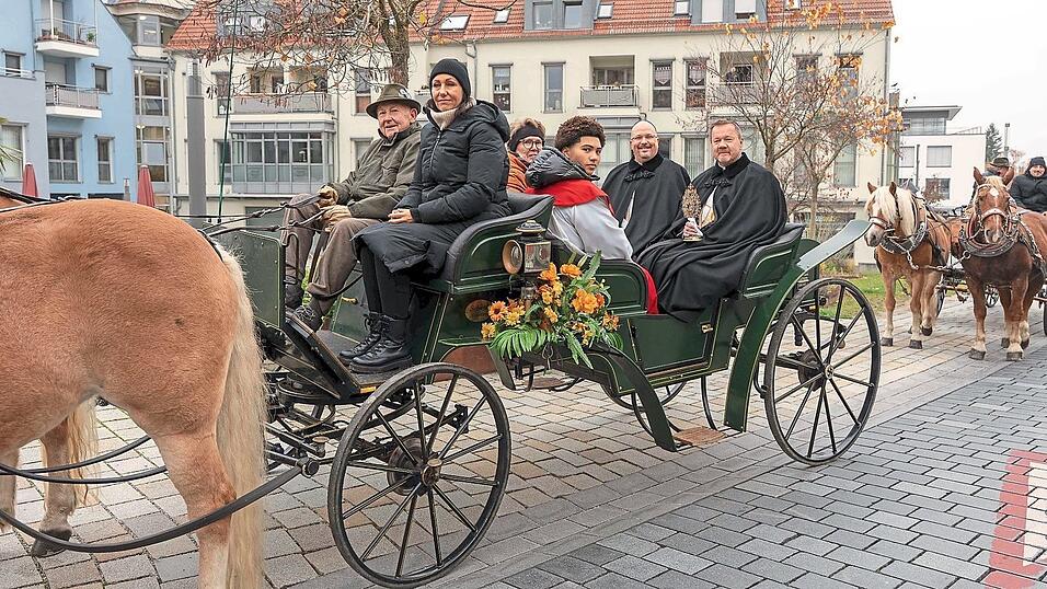 Mit zwei Pferdestärken machte man sich auf den Weg. Mit zwei Pferdestärken machte man sich auf den Weg.