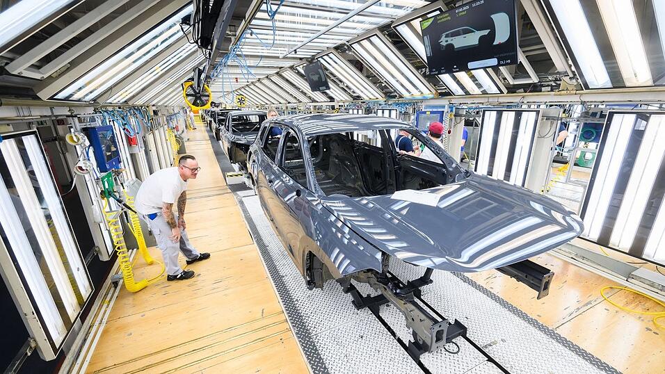 Im vergangenen Jahr verließen laut Betriebsrat 523.111 Fahrzeuge das Stammwerk. (Archivbild) Im vergangenen Jahr verließen laut Betriebsrat 523.111 Fahrzeuge das Stammwerk. (Archivbild)