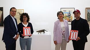Christoph Wagner (von links), Antonia Kienberger, Wilma Rapf-Karikari und Stadtrat Alexander Irmisch bei der Vorstellung der neuen Ausstellung. Sie soll eine Zeitreise in die Vergangenheit werden.