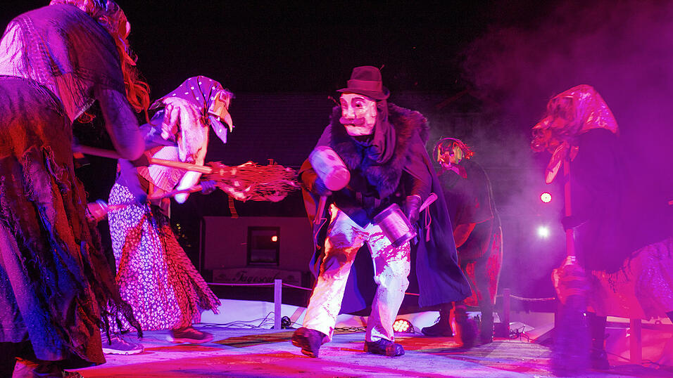 Sankt Englmar feierte seine 27. Rauchnacht.