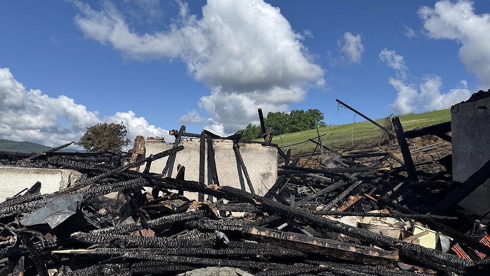 Am Tag danach: ein Bild der Verw&uuml;stung