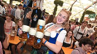 Noch unklar ist, wie sich das Bewerbungskarussell der Wiesn-Wirte heuer weiterdreht.