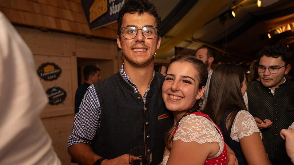 Die Partybilder vom Freitag, 11. August 2023, aus dem Festzelt Reisinger. Die Partybilder vom Freitag, 11. August 2023, aus dem Festzelt Reisinger.