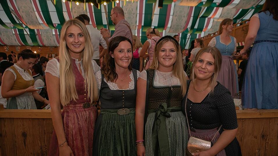 Die Partybilder von Mittwoch, 17. August 2022, aus dem Festzelt Weckmann.