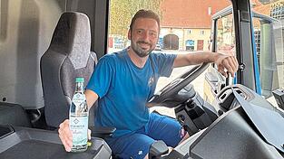 Ja, natürlich ist Patrick Catos Arbeitgeber eine Brauerei, aber im Hitzesommer 2026 stand ganz vorne Wasser in allen Variationen. Ja, natürlich ist Patrick Catos Arbeitgeber eine Brauerei, aber im Hitzesommer 2026 stand ganz vorne Wasser in allen Variationen.