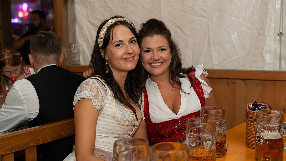 Die Partybilder vom Samstag, 17. August, aus dem Festzelt Weckmann. Die Partybilder vom Samstag, 17. August, aus dem Festzelt Weckmann.