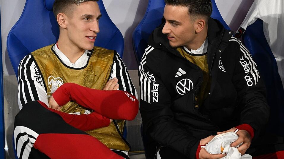 Nico Schlotterbeck (l.) soll bestm&ouml;glich am Montag wieder spielen k&ouml;nnen.