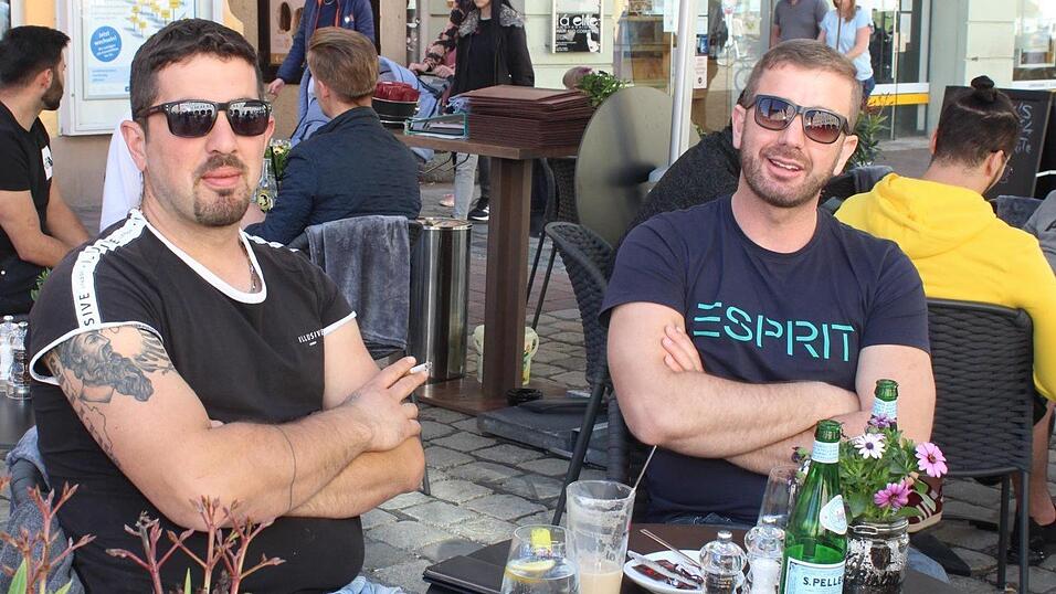 Die Landshuter genießen die neuen Freiheiten und das gute Wetter. Die Landshuter genießen die neuen Freiheiten und das gute Wetter.