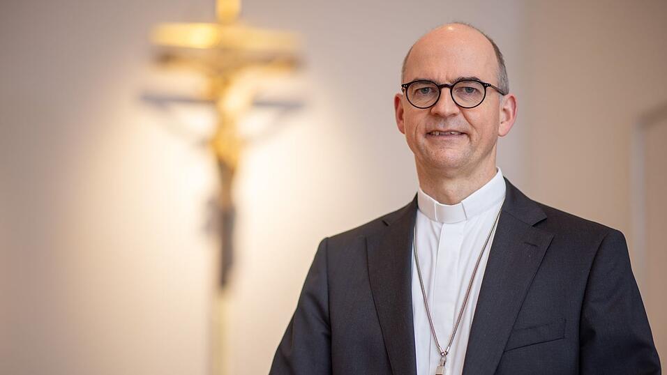 W&uuml;rzburgs amtierender Bischof Franz Jung erl&auml;utert die Hintergr&uuml;nde eines Falles sexualisierter Gewalt vor vielen Jahren. (Archivbild)