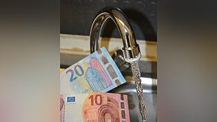 Ger&auml;t das bereits laufende Sanierungsprogramm des Zweckverbandes Wasserversorgung Hallertau durch die erfolgreiche Normenkontrollklage der B&uuml;rgerinitiative ins Wanken oder muss sogar gestoppt werden?