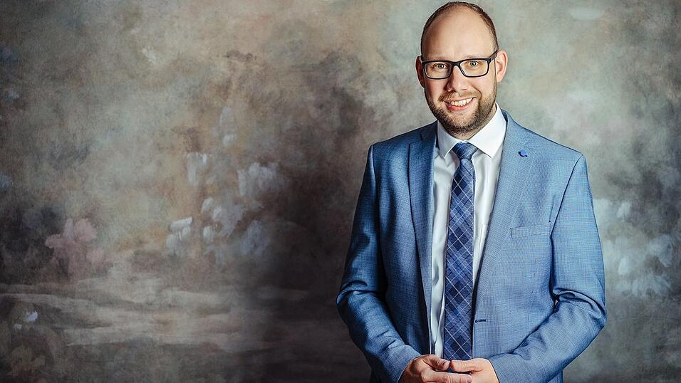 Frank Wyszkowski aus Sachsen-Anhalt will f&uuml;r die CDU in den n&auml;chsten Bundestag, obwohl seine Meinung nicht unbedingt die von Parteichef Friedrich Merz ist.