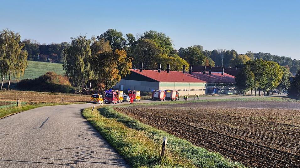 Am Montag, gegen 8.10 Uhr, wurde in einem H&uuml;hnerstall in Steinbach bei Rottenburg Gasgeruch wahrgenommen.