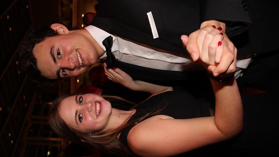 Die Bilder vom Abschlussball der Tanzschule Seidel in der Fraunhofer-Halle am 28. November. Die Bilder vom Abschlussball der Tanzschule Seidel in der Fraunhofer-Halle am 28. November.