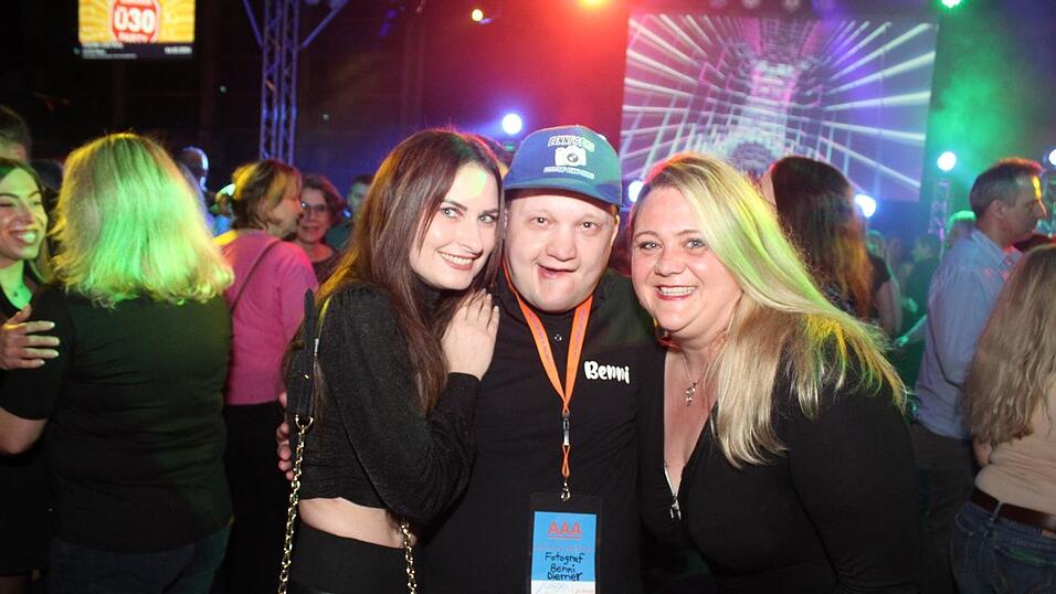 Auf der Eskara &Uuml;30-Party in Essenbach war wieder viel los.