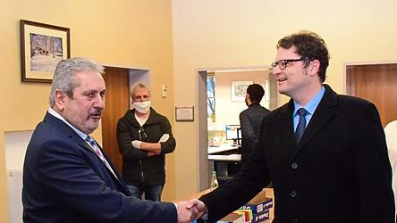 Gute Freunde waren sie nie: Ludwig Reger &uuml;bergibt 2020 sein Amt an Nachfolger Dr. Stefan Spindler.