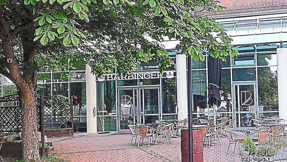 Der Gemeinderat hat beschlossen, dass Gerhard Deutsch junior ab dem 1. Januar 2026 schrittweise die Rathausgaststätte übernimmt. (Archivfoto) Der Gemeinderat hat beschlossen, dass Gerhard Deutsch junior ab dem 1. Januar 2026 schrittweise die Rathausgaststätte übernimmt. (Archivfoto)