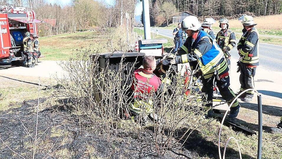 Im Einsatz waren Mitglieder der FFW Waldmünchen. Im Einsatz waren Mitglieder der FFW Waldmünchen.