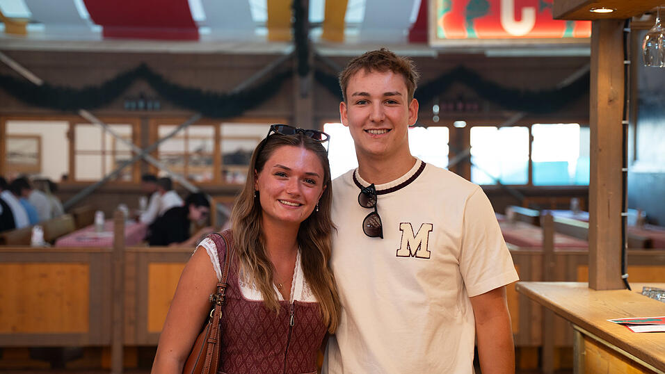 Die Partybilder vom Donnerstag, 13. August, aus dem Festzelt Krönner. Die Partybilder vom Donnerstag, 13. August, aus dem Festzelt Krönner.