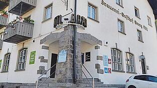 Seit August 2025 steht das Wirtshaus leer. Im Winter soll sich das ändern. Seit August 2025 steht das Wirtshaus leer. Im Winter soll sich das ändern.
