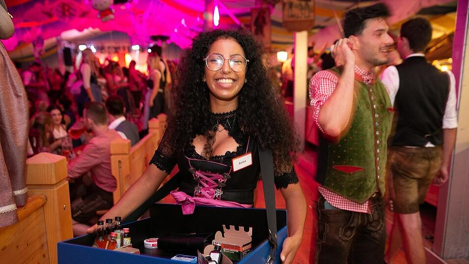 Die Partybilder vom Freitag, 12. August 2022, aus dem Festzelt Reisinger.